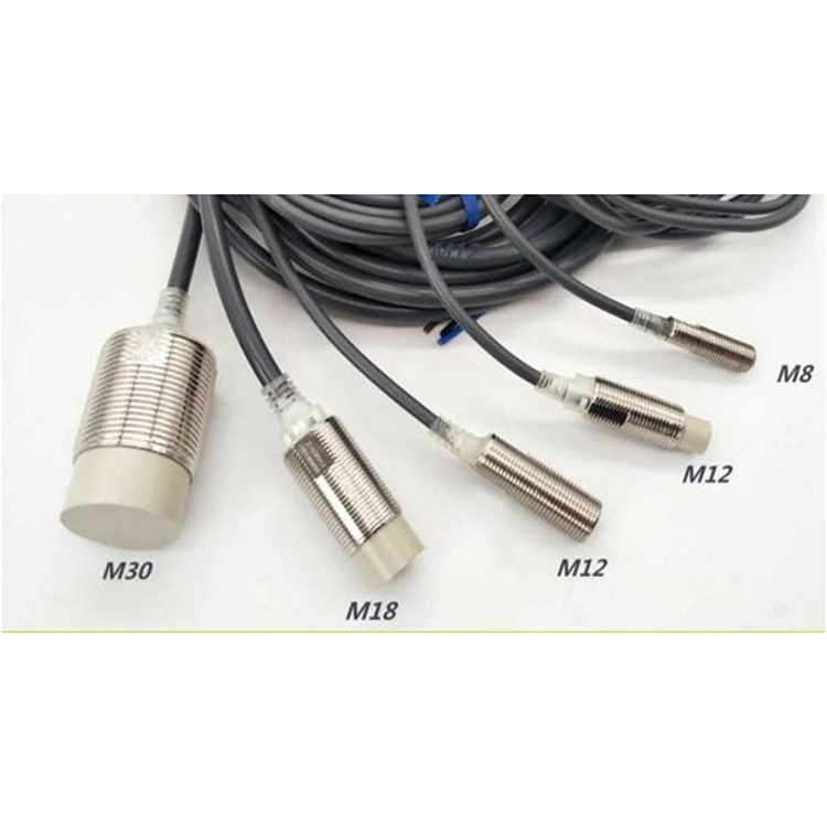 電感式接近開關