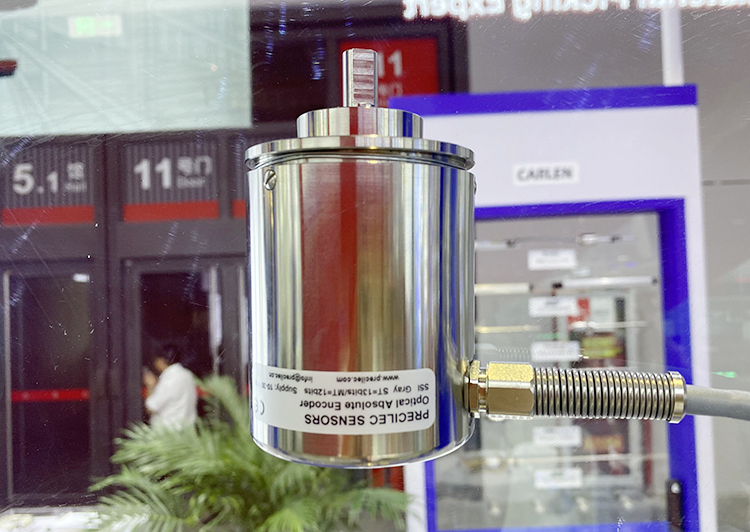 獨特的電纜出線設計編碼器